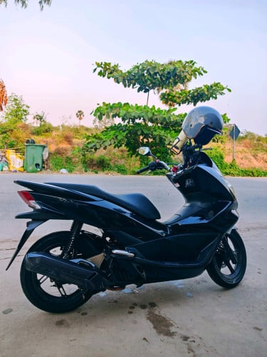 PCX Japan