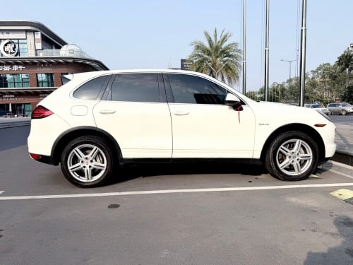 Porsche Super SUV special discount 1100 to 770$/1month ទំនេីប ផាសុខភាព បេីកបរនឹងណាស់