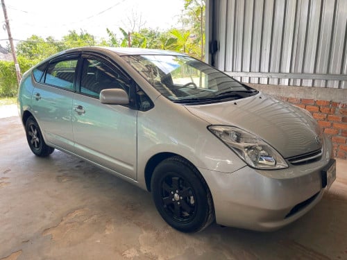 Prius 2005 Full
