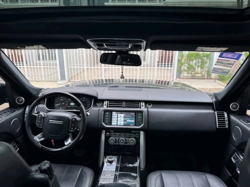 Range rover vogue 015 up21 សាំង 23500$ចចារ