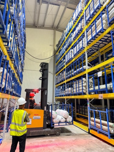 Reach Truck សម្រាប់ជួល