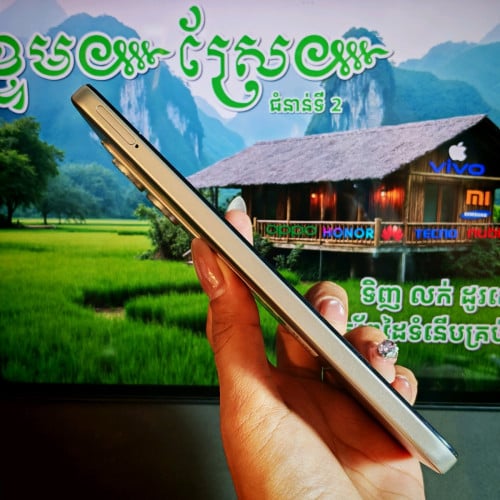 Redmi 15 ថ្ម7000mAh (វៃដូបាន)មានធានាច្បាស់លាស់ត្រឹមត្រូវ