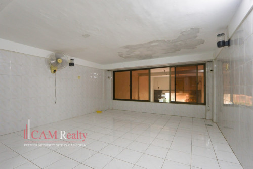 Retail Space For Rent in BKK1