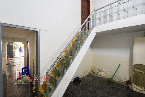 Retail Space For Rent in BKK1