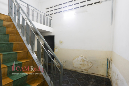 Retail Space For Rent in BKK1