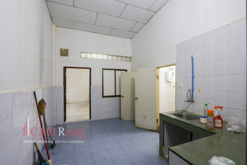 Retail Space For Rent in BKK1