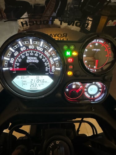 Royal Enfield Himalayan 411 ឆ្នាំផលិត 2023 ពណ៌ខៀវ
