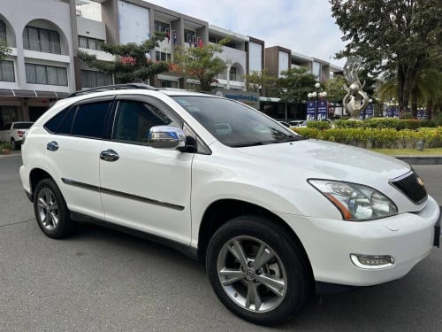 Rx330 ឆ្នាំ2004 ពាក់កណ្តាលFull ខាងក្នុងពណ៍លឿង ឡាននាក់ជិះផ្ទាល់