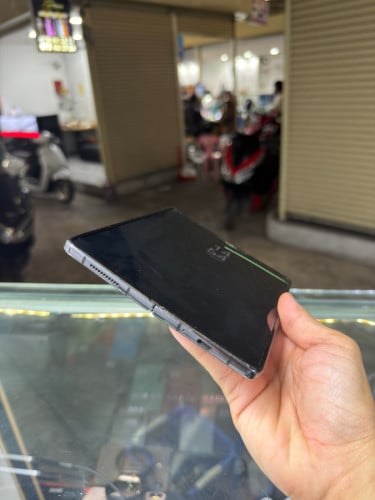 Samsung Fold 4 ក្រុមហ៊ុន សុីម២ Ram12GB HD256GB Phone Condition 95% , អុច&ឆ្នូតអេក្រង់ក្នុង