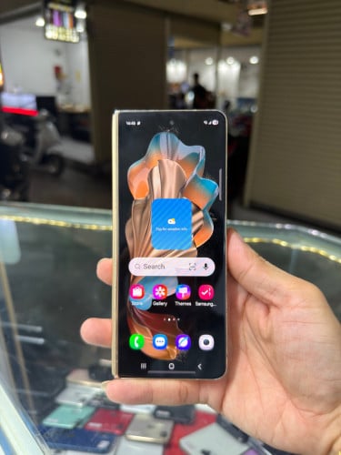 Samsung Fold W24 Edition (Fold5) សុីម២ Ram16GB , HD 1T GB , Phone Condition 90% , ខូចអេក្រង់ក្នុង