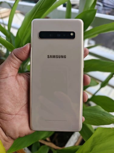 Samsung S10 5G 8g/256g_Korea(វៃដូរបាន)👉$145