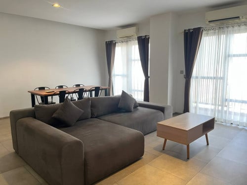 SenSok- Condo 2BR Available for Rent