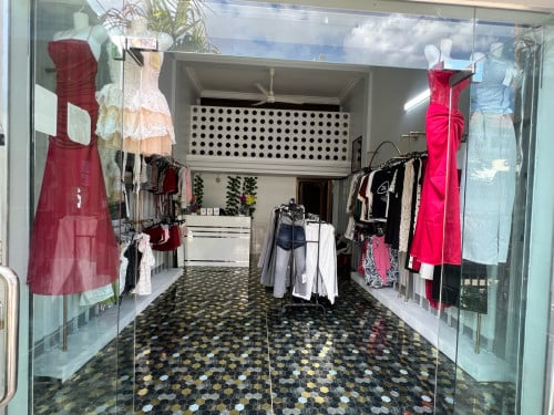 Shop and house for Rent