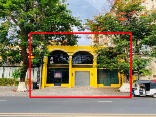 Shop Or Restaurant For Rent In Daun Penh Near Royal Palace