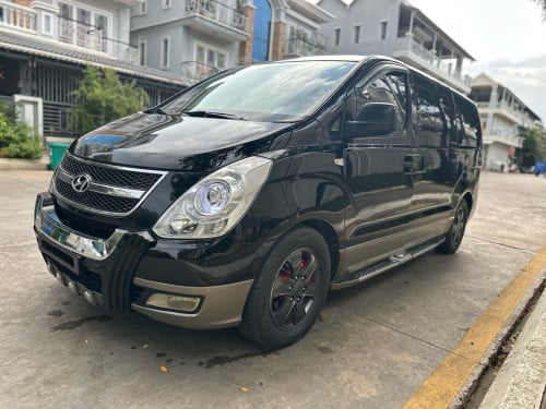 Starex 08 HVX ផ្លាកលេខ​ 2B ព្រះសុីហានុ