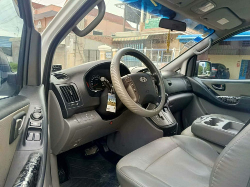 Starex CXV 2008