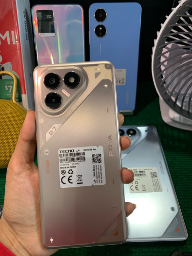 TECNO POVA7