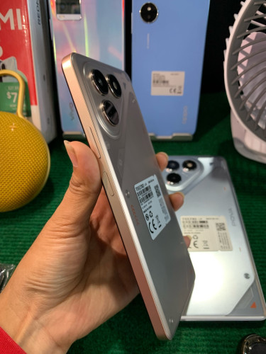 TECNO POVA7