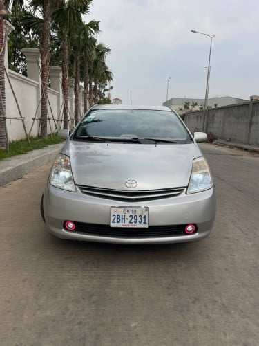 Today Prius ឆ្នាំ2005 ពាក់កណ្ដាល​ហ្វូល​ អាគុយ015មួយធុង​ជិះអេមសុីសាំងតិនណាស់