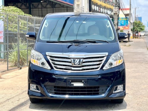 Toyota Alphard 2012