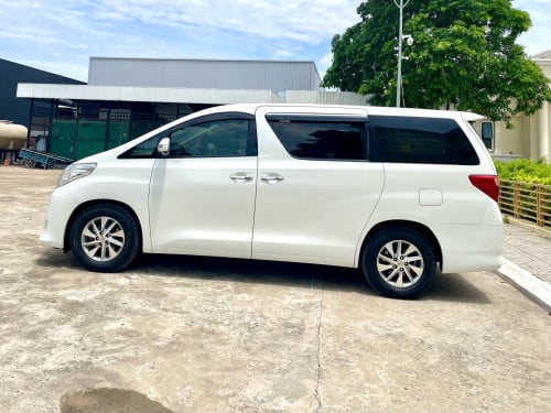 TOYOTA ALPHARD 2015 បួនម៉ាសុីនប៉ុងមួយប្រភេទឡានខ្លាញ់គោឆ្វេងហ្សុីនថ្នាំហ្សុីនមួយជុំ