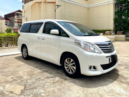 TOYOTA ALPHARD 2015 បួនម៉ាសុីនប៉ុងមួយប្រភេទឡានខ្លាញ់គោឆ្វេងហ្សុីនថ្នាំហ្សុីនមួយជុំ