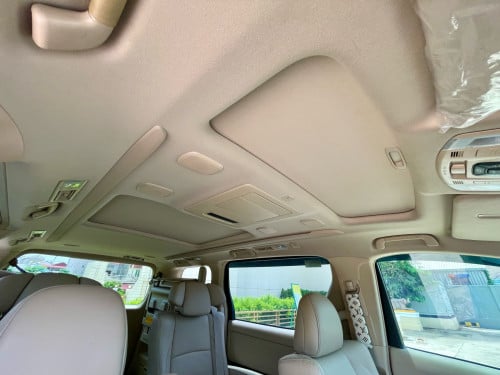 TOYOTA ALPHARD 2015 បួនម៉ាសុីនប៉ុងមួយប្រភេទឡានខ្លាញ់គោឆ្វេងហ្សុីនថ្នាំហ្សុីនមួយជុំ