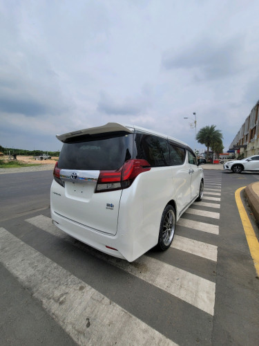 Toyota Alphard 2016 ក្រដាសពន្ធ
