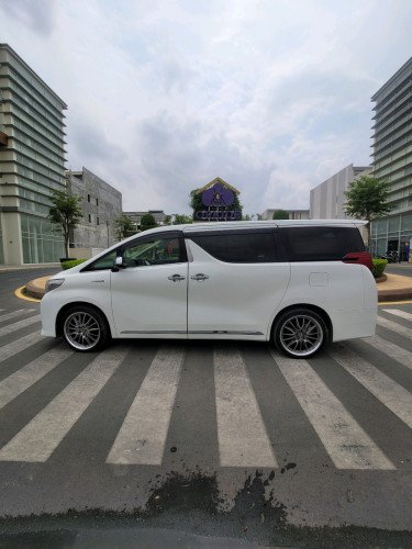 Toyota Alphard 2016 ក្រដាសពន្ធ