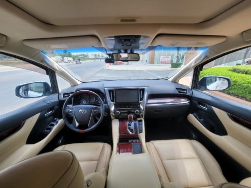 Toyota Alphard 2016 ក្រដាសពន្ធ