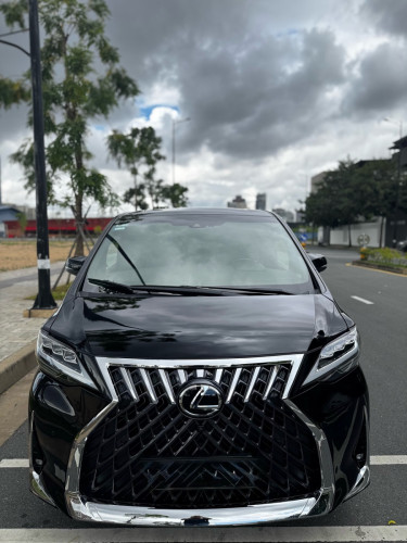 Toyota Alphard Royal Lounge 2018 Black LM Upgrade VIP Rental