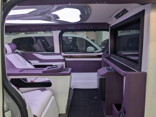 Toyota Granvia 2020