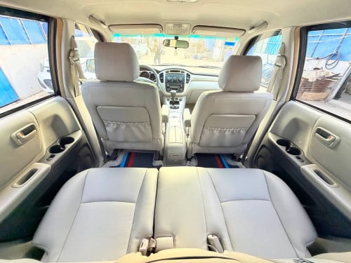 Toyota Highlander 2006 V4 ប៉ុងមួយ  ឯកសារម្ចាស់ដេីម