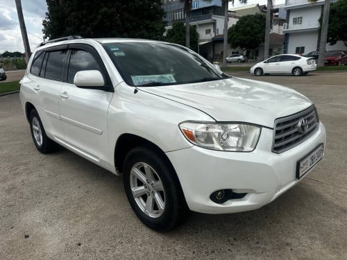 Toyota Highlander បួនម៉ាសុីន ឆ្នាំ2010 ម្ចាស់ដើម