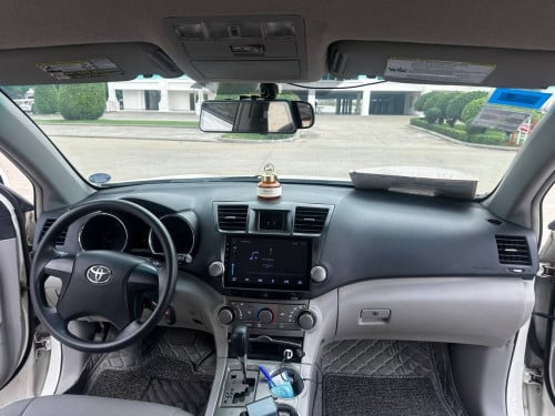 Toyota Highlander បួនម៉ាសុីន ឆ្នាំ2010 ម្ចាស់ដើម