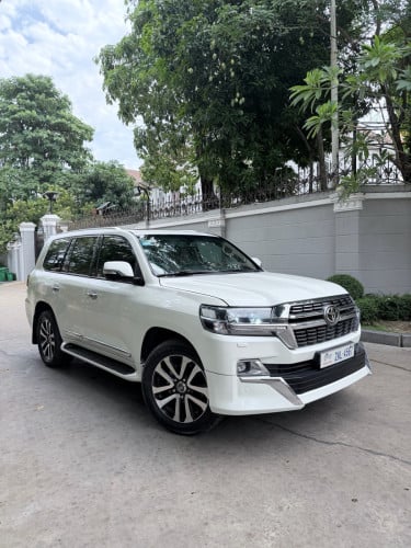 Toyota Land Cruiser 2009 up 2021សាំង 34500$