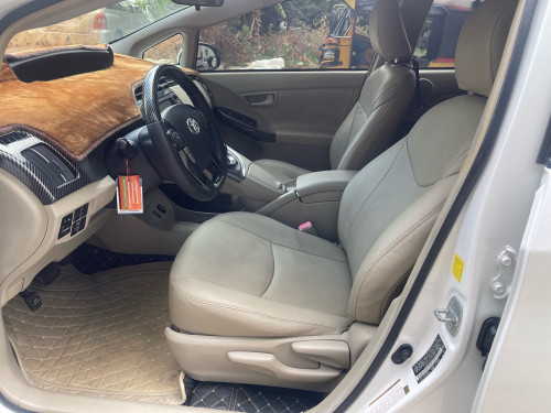 Toyota Prius 2010 Option 3