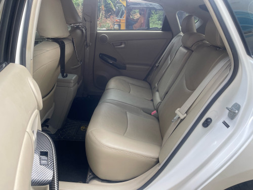 Toyota Prius 2010 Option 3