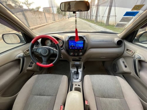 Toyota RAV4 ឆ្នាំ2002 ប៉ុងមួយ​ ម៉ាសុីនប្រអប់លេខរត់ស្រួល