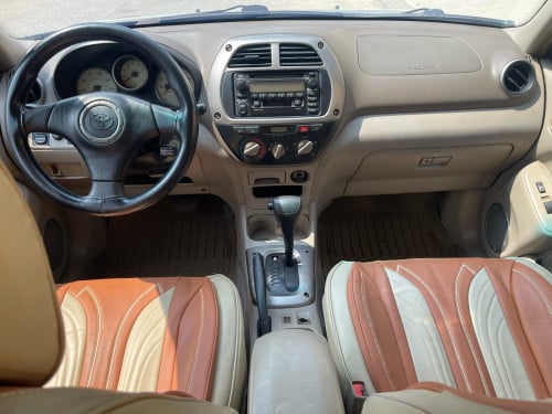 Toyota RAV4 2002 V4 ប៉ុង1