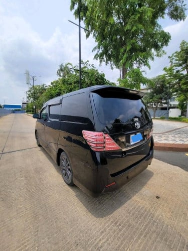 Toyota Vellfire ឡើង Alphard 012