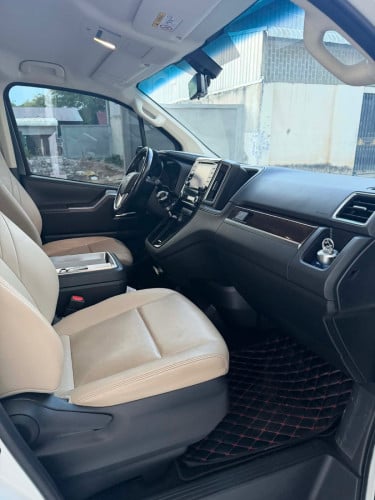 Toyoto Grandvia 2020:62800$ចរចារបាន