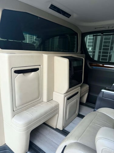 Toyoto Grandvia 2020:62800$ចរចារបាន