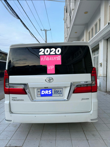 Toyoto Grandvia 2020:62800$ចរចារបាន