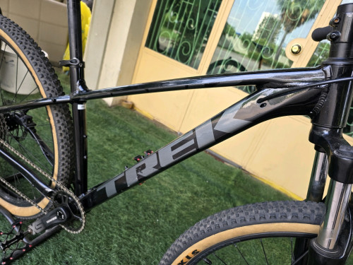 Trek malin5 មួយទឹកស្អាតមានកង់វ៉ៃដូរបាន