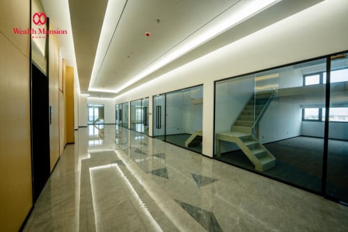 wealth mansion Office space for rent.