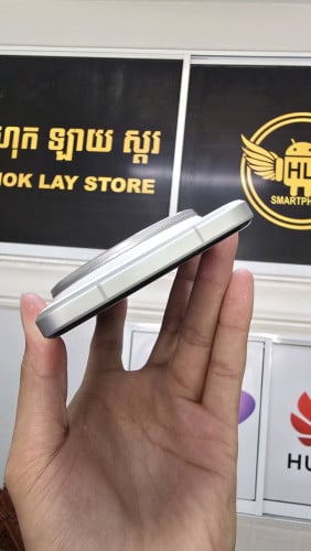 Xiaomi 15 Ultra 16G 512G 99% 629$ Global