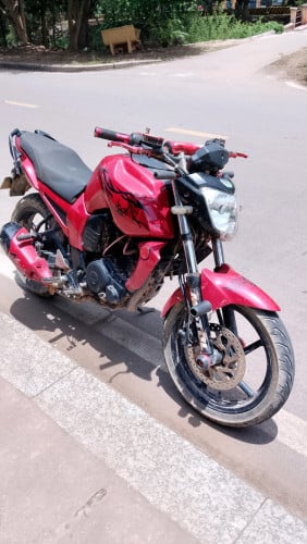 Yamaha FZ