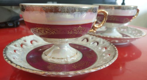 YAMATAKE vintage porcelain Footed tea/coffee Cup & Saucer-red rust with gold bands pattern