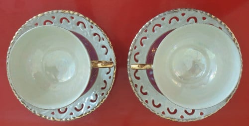YAMATAKE vintage porcelain Footed tea/coffee Cup & Saucer-red rust with gold bands pattern